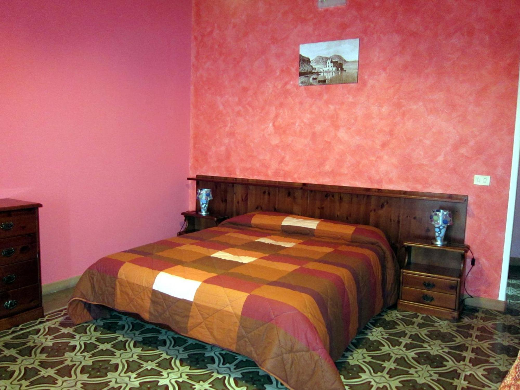 Agriturismo U Zu Peppino Lípara Quarto foto