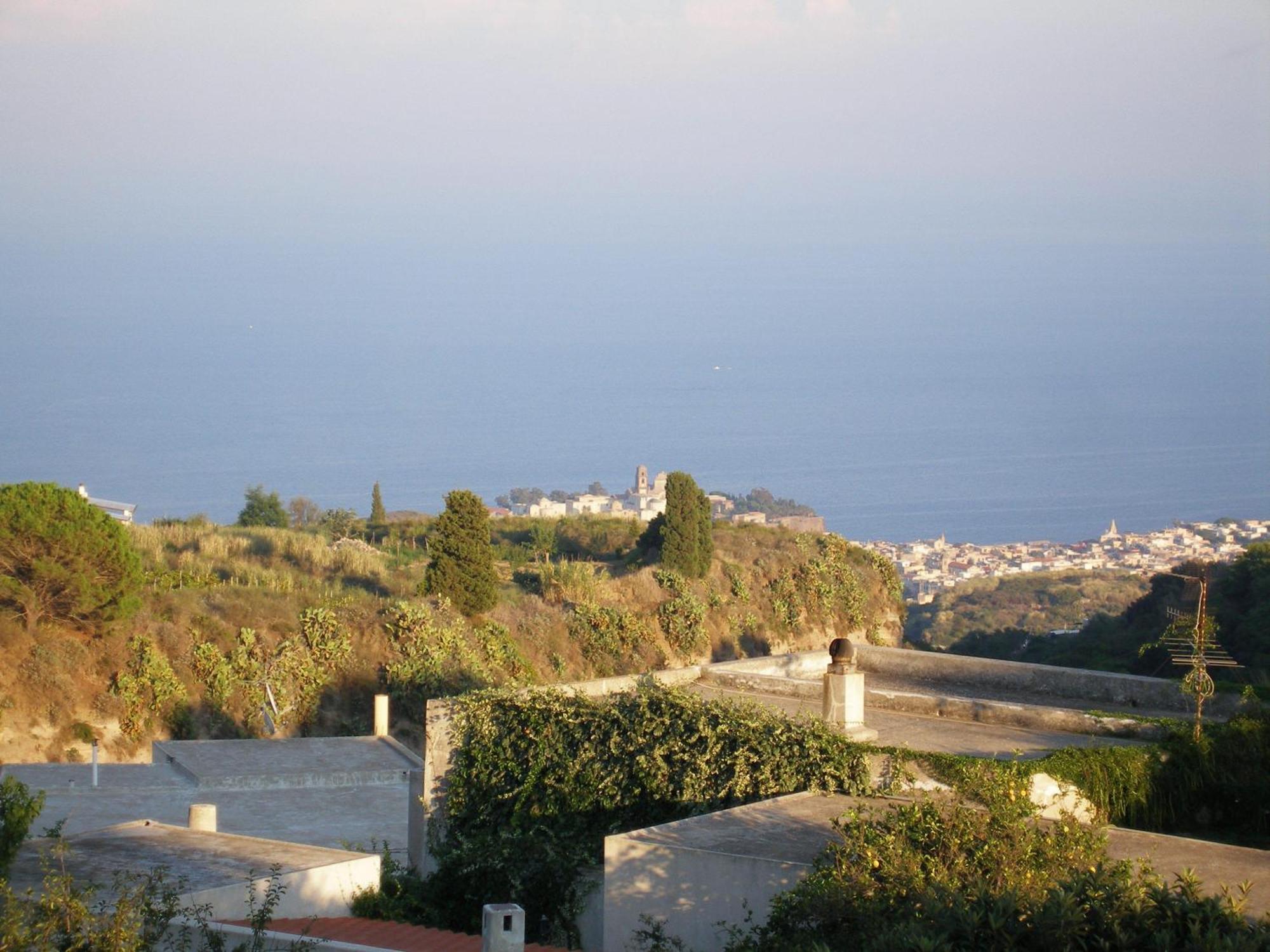 Agriturismo U Zu Peppino Lípara Exterior foto